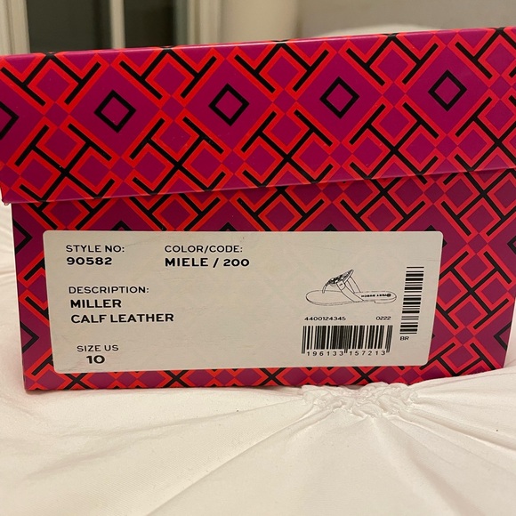 NEW Tory Burch Tan Leather Sandals with Iconic Medallion NEVER WORN - Picture 4 of 5